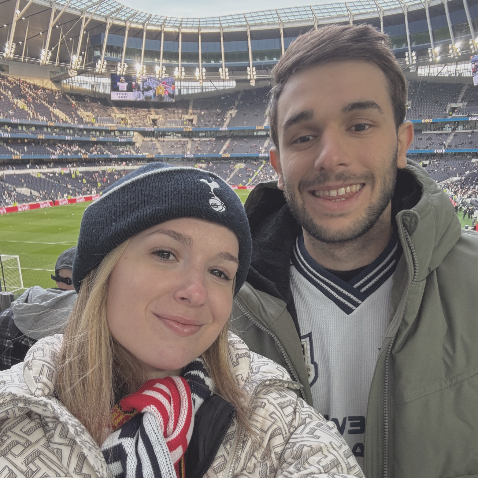 Momento tierno de la pareja